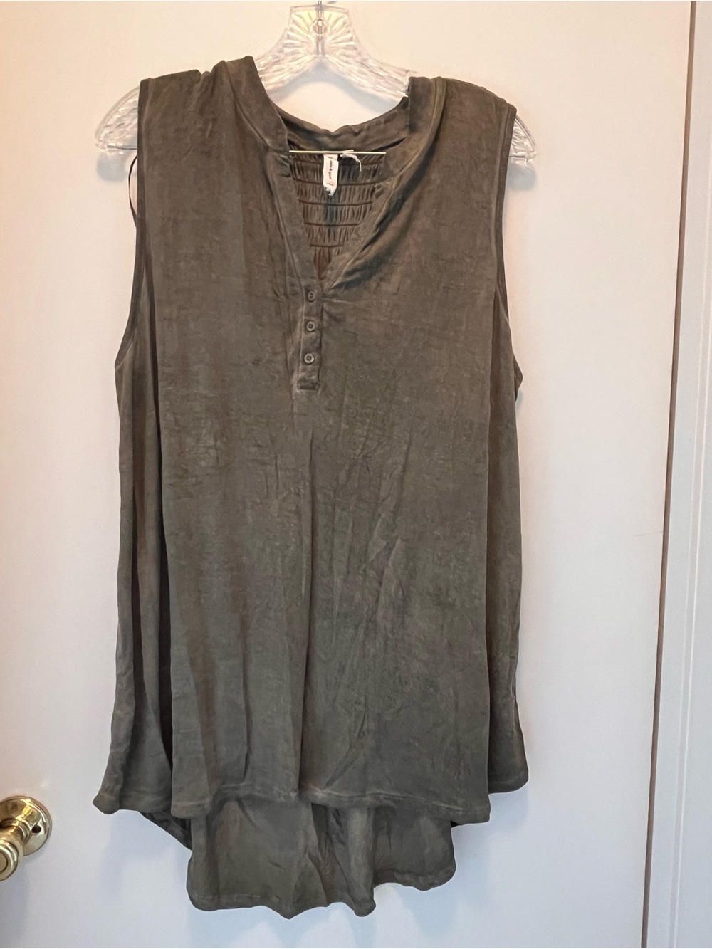 Cable & Gauge Olive Green Sleeveless Button Henley Tank